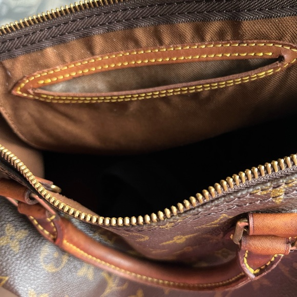 BEAUTIFUL “VINTAGE” LOUIS VUITTON ‼️ - Picture 10 of 15